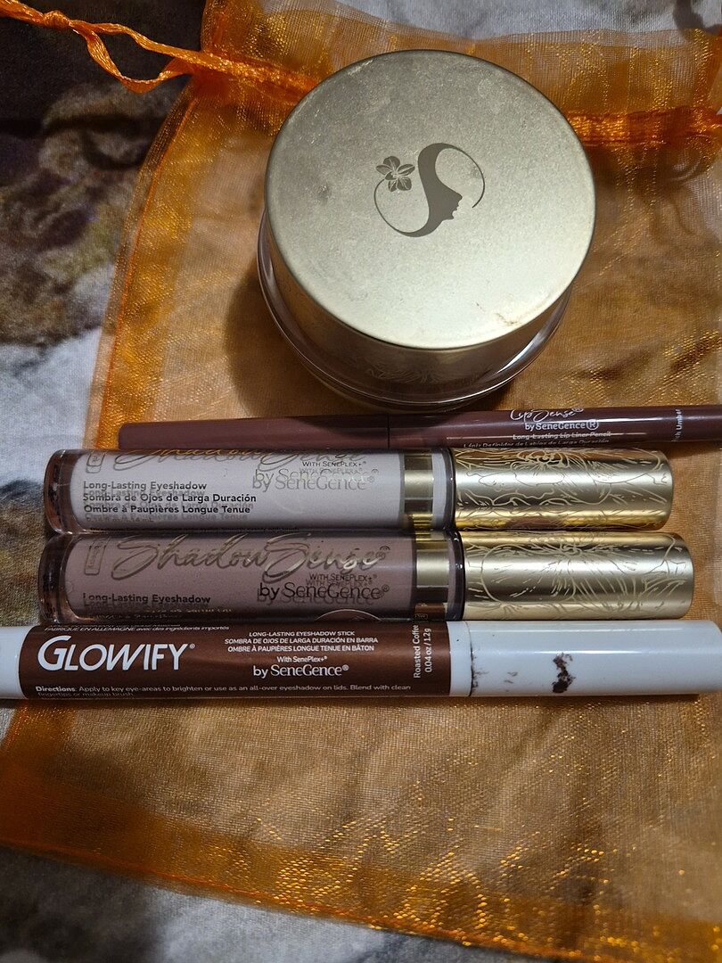 LipSense Collections Made to GLOW box rossetto gloss 6pz
