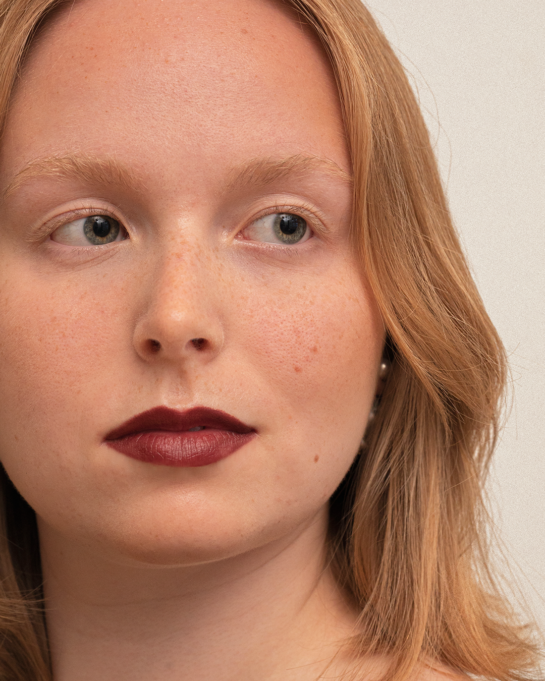HAVU Cherry rossetto rosso freddo classico
