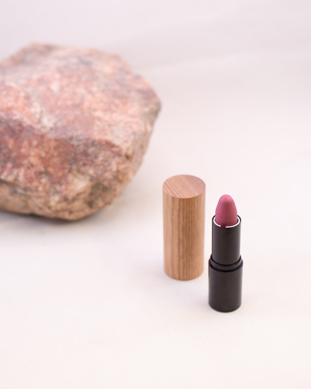 HAVU Blushes Tyyni fard rosa scuro stick vegano