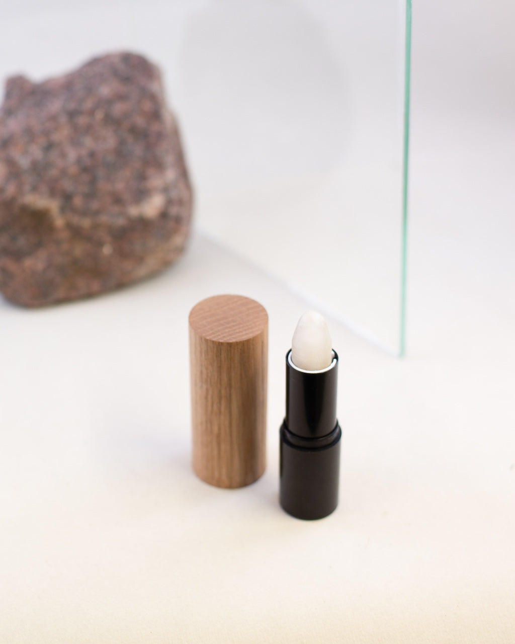 HAVU Blushes Sade illuminante argento freddo stick