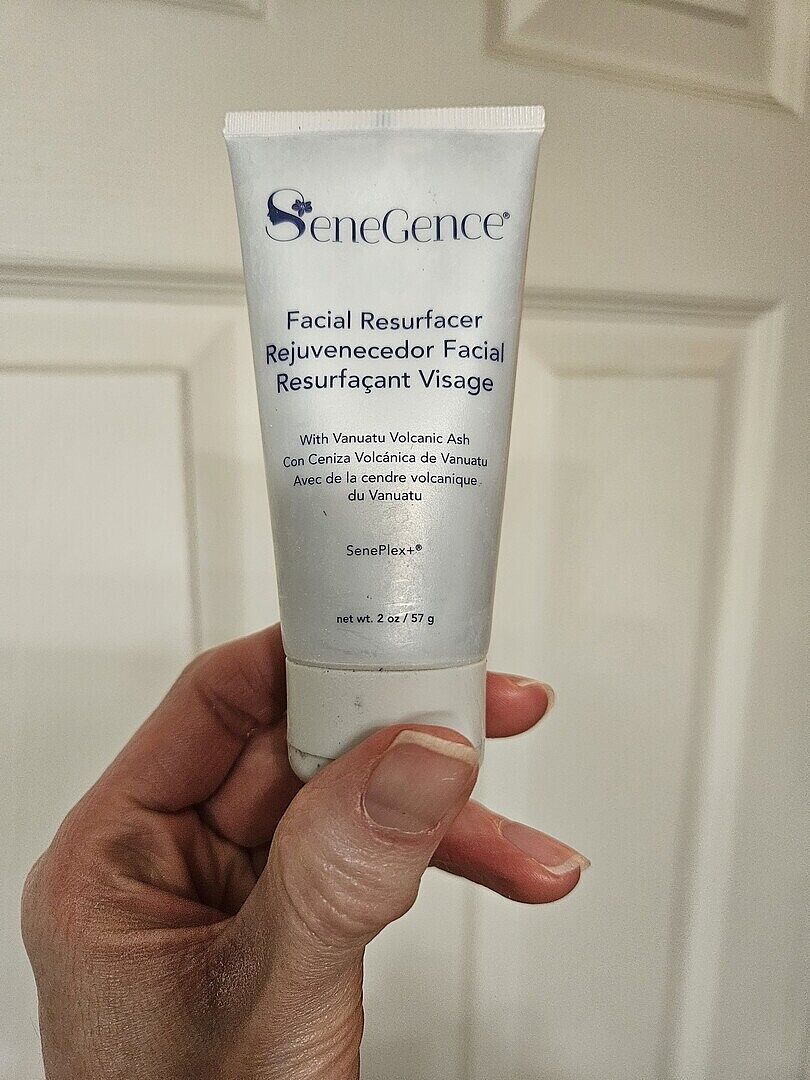LipSense Facial Resurfacer Esfoliante Viso cenere Vanuatu