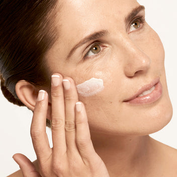 Lipsense Skincare Microbiome Defense crema giorno SPF 15