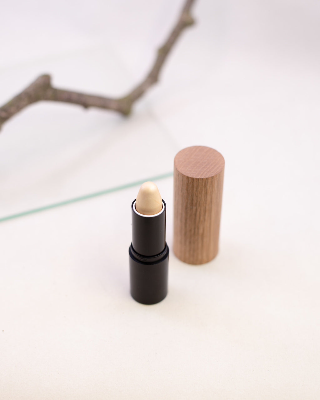 HAVU Valo Highlighter illuminante viso stick dorato naturale