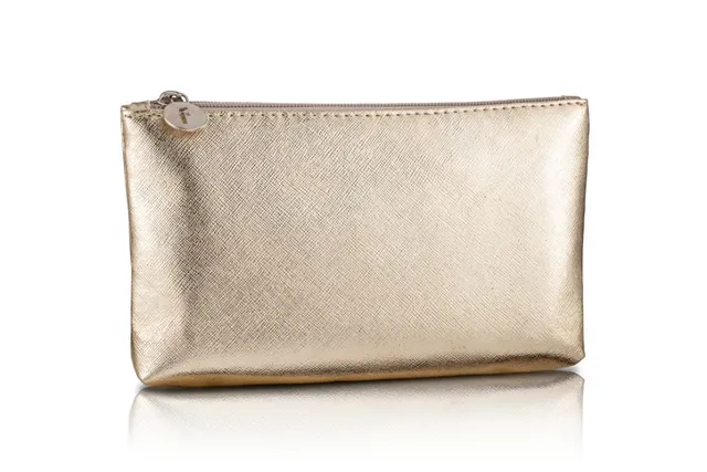 Pretty by Flormar Gold Makeup Bag trousse oro compatta