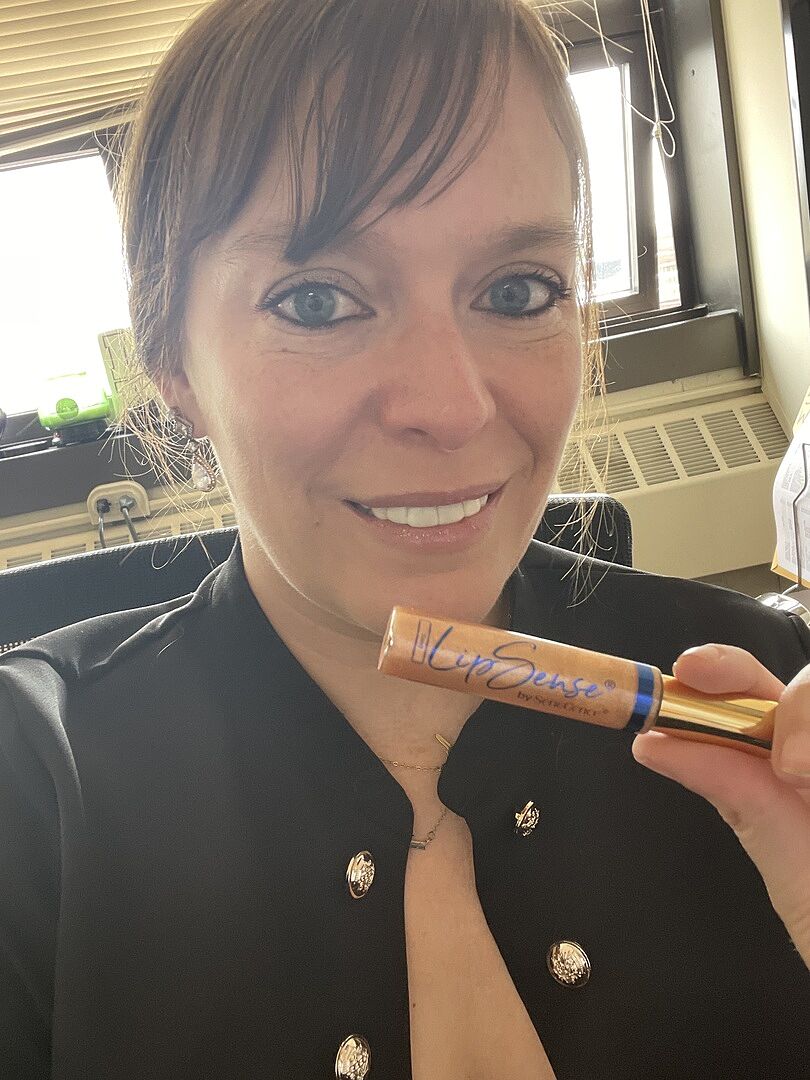 LipSense Moisturizing Gloss lucidalabbra idratante Glossy